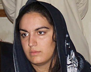 Bakhtawar Bhutto-Zardari, the daughter of President Asif Ali Zardari pledged support for Prime Minister Syed Yusuf Raza Gilani, urging him not to violate ... - Bakhtwar-Bhutto-316x248