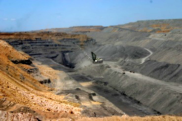 Chinese group pulls out of Thar coal mining project - News Pakistan