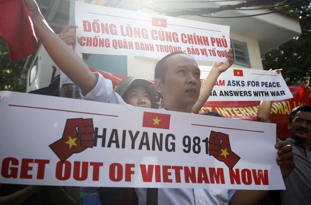 vietnam-china-protest